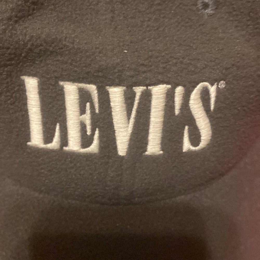 NWT Levi’s winter baseball cap unisex gray with white logo. Adjustable strap - Picture 2 of 7